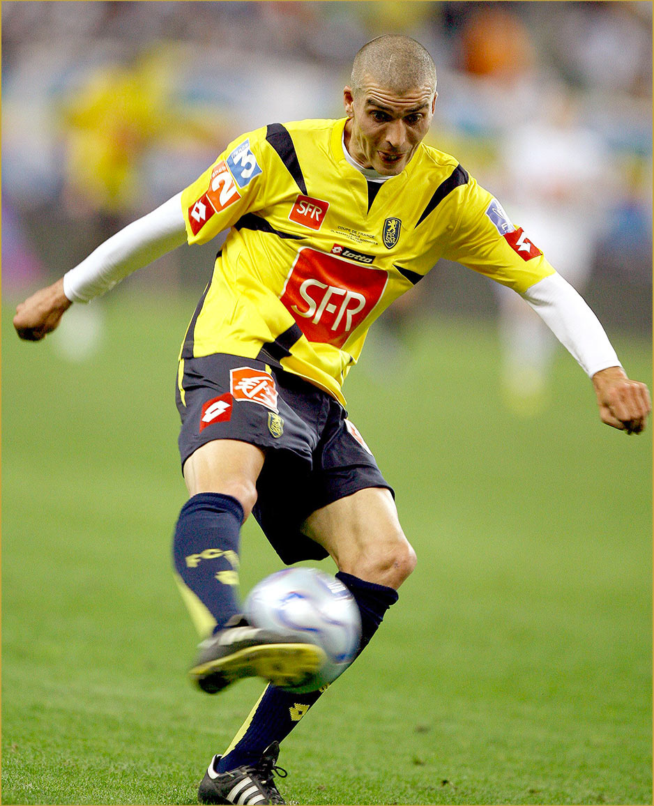Mathieu, interdit de Parc pour une écharpe - France - Ligue 1 - PSG -  Supporters - 04 Avr. 2013 - SO FOOT.com